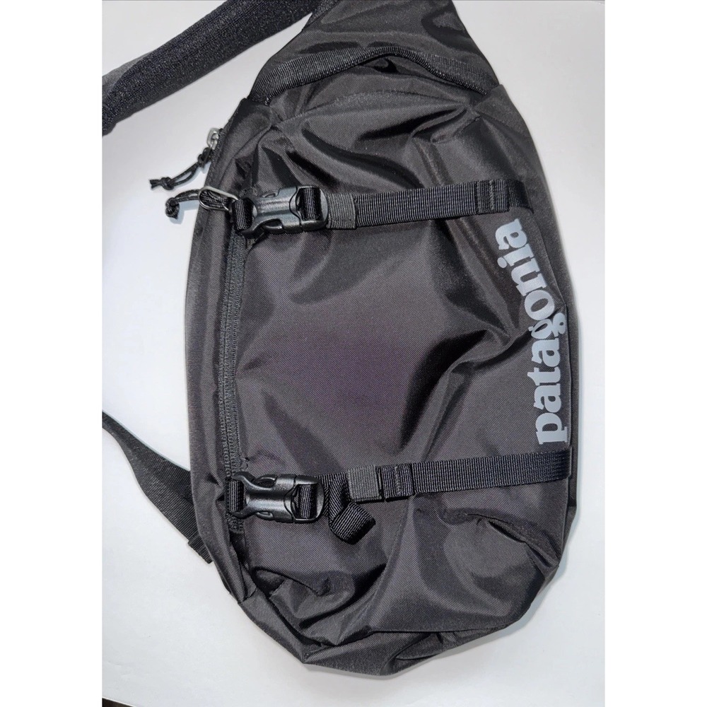 Patagonia Atom 8L Black Sling Crossbody Bag -Preowned